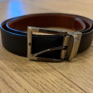 Tommy Bahama Men’s Reversible Black and Brown Leather Belt